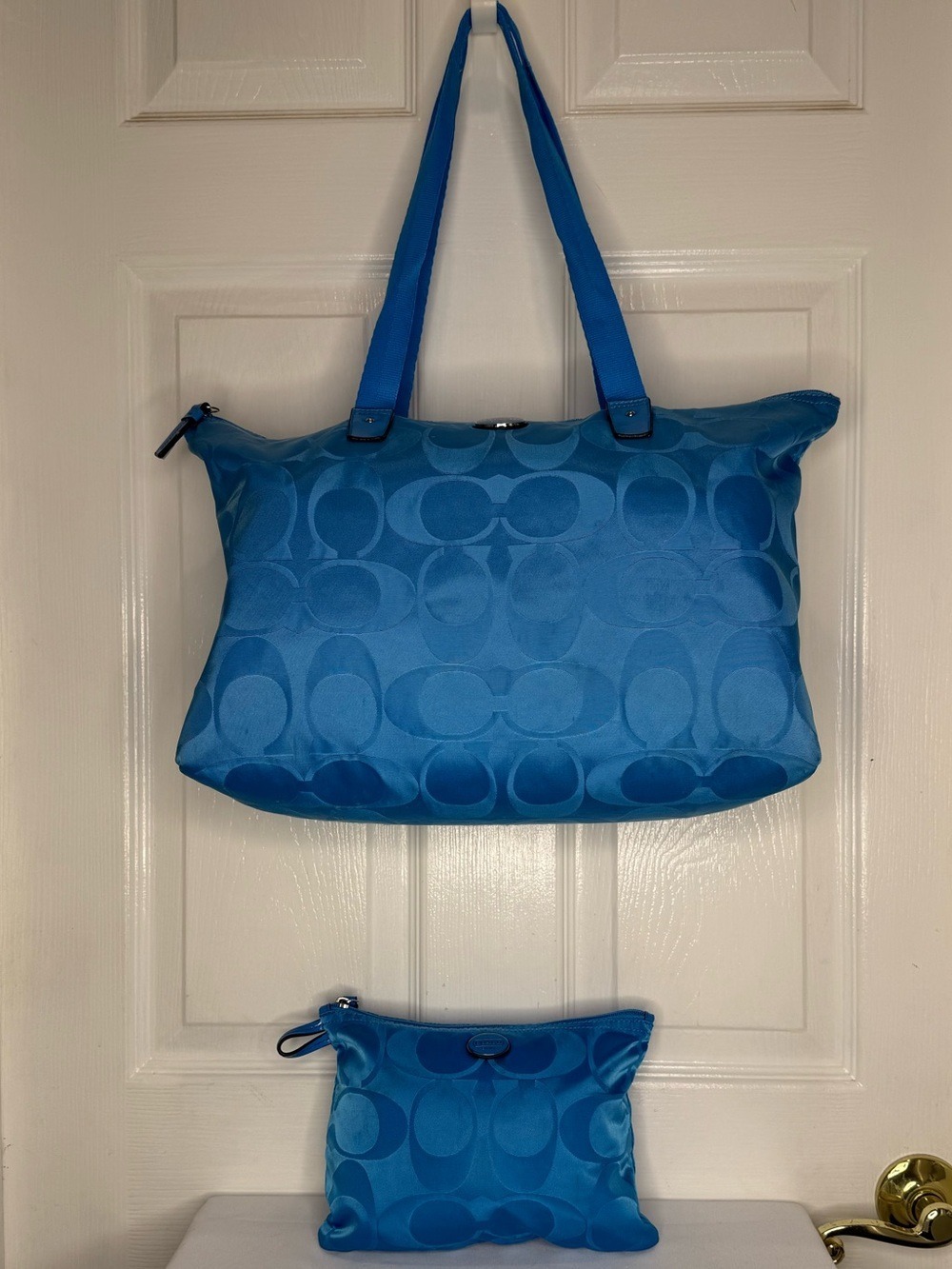 COACH GETAWAY SIGNATURE NYLON PACKABLE WEEKENDER BAG TOTE & POUCH BLUE F77321 - Picture 4 of 16
